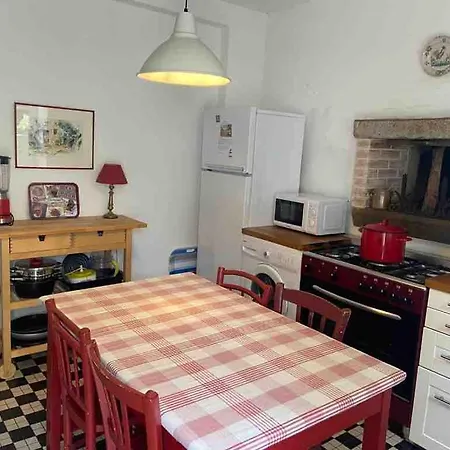 Maison De Famille Elegante - Cheminee , Jardin Clos- Ideal بيت للعطل