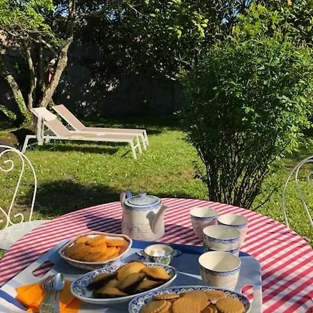 Maison De Famille Elegante - Cheminee , Jardin Clos- Ideal *